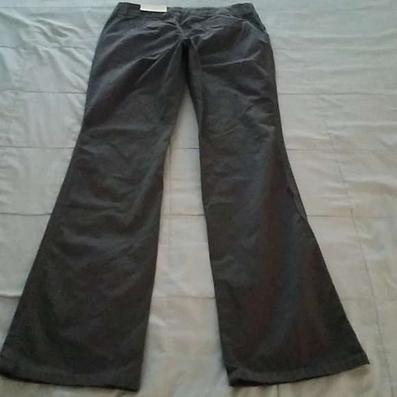 NWTS MAURICE'S CHINOS. SIZE 3/4 LONG - Picture 4 of 5